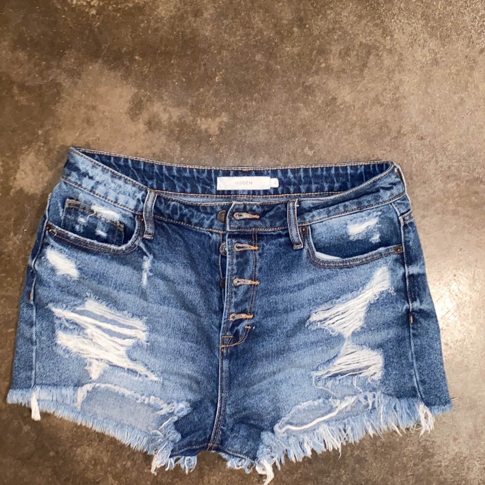 HIDDEN shorts